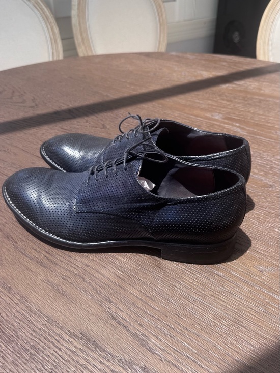 Classic handmade all leather  Perforated Derby Shoes size 10 or 10.5 main image 14